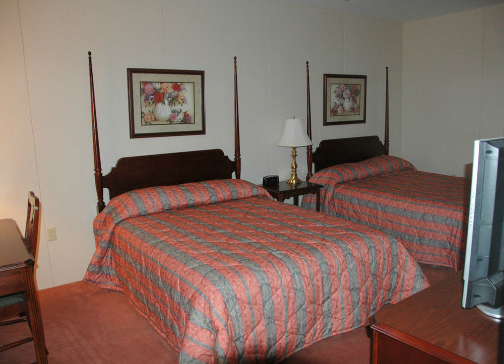 Lockport Inn And Suites Exterior photo